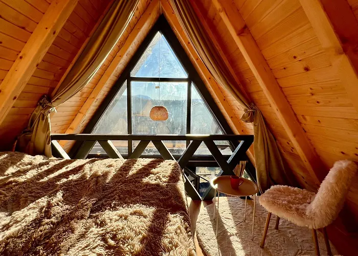 Vikendica Nomadova Koliba 度假居 Tvrdinici